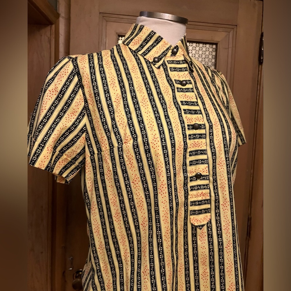 Vintage top KORET of California